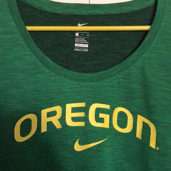 NEW Nike University of Oregon Long Sleeve TShirt Size Small - Picture 7 of 8